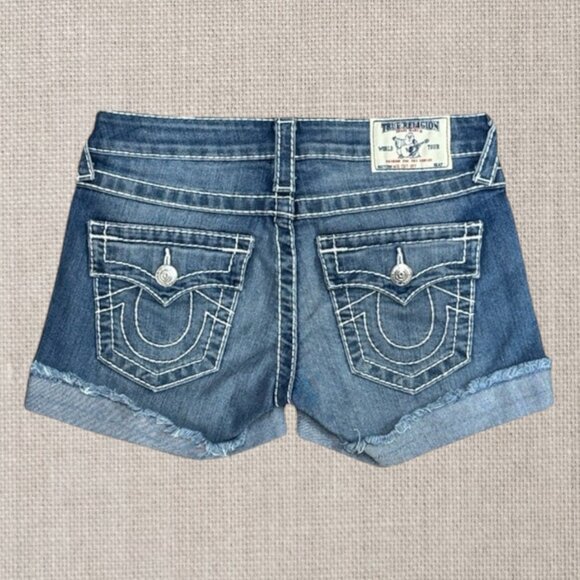 NWOT True Religion Low Rise Cut Off Women’s Distressed Blue Denim Jean Shorts 25 - Picture 2 of 9